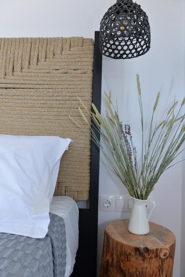 Milos Del Sol Studios Adamantas  ภายนอก รูปภาพ